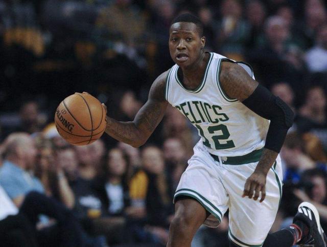 恰好与球队 恰好与球队