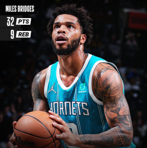 贝林厄姆社媒晒照庆祝胜利,罗德里戈、维尼修斯等纷纷点赞