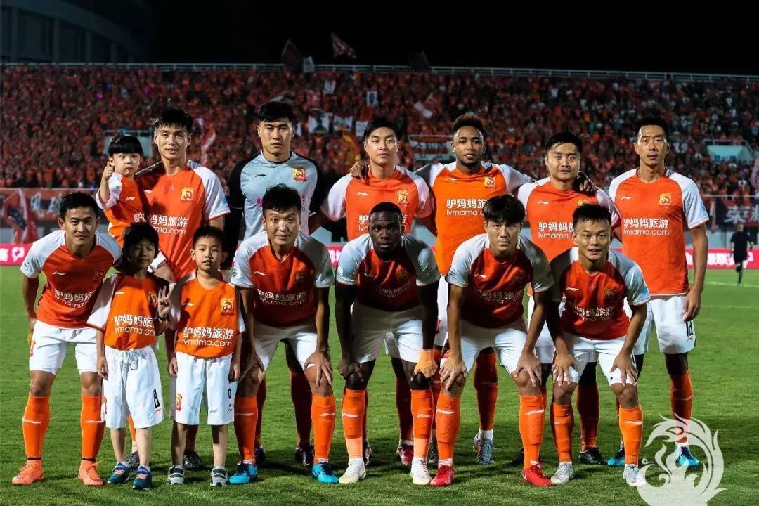 30日季后赛综述:穆雷43+8三分掘金大胜快船 哈利伯顿准绝杀淘汰雄鹿