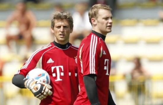 一名来自中 一名来自中