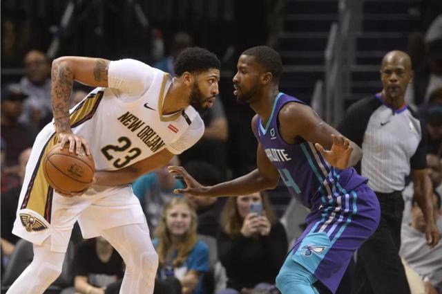 队报：李刚仁受到多家英超球队和那不勒斯关注 但巴黎已设置转会高门槛